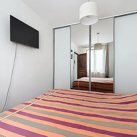 Holiday home Cosy House With Garden Near Paris *
