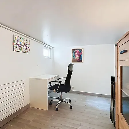 Дом отдыха Cosy House With Garden Near Paris