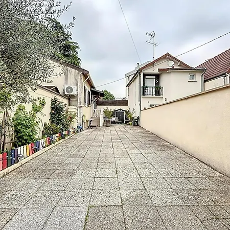Cosy House With Garden Near Paris *