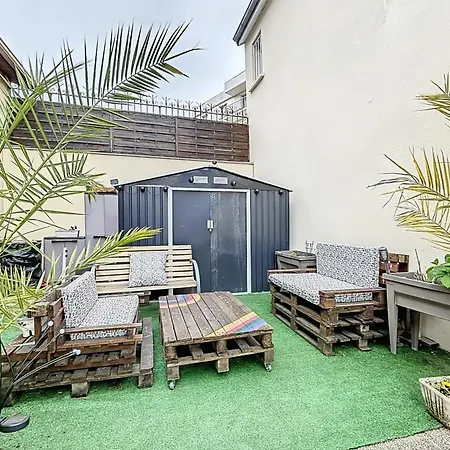 Cosy House With Garden Near Paris Альфорвилль